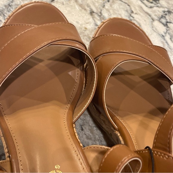 Kensie Women's Brown Cross-Strap Sandals - Picture 6 of 8